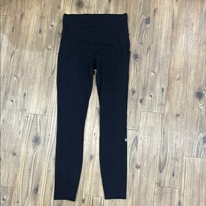 Lulu fast and free 25” leggings size 4 black
